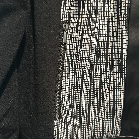 NWOT RAFAELLA Zip Front Jacket with Faux Leather Trim and two zipped pockets-18W - Picture 5 of 8